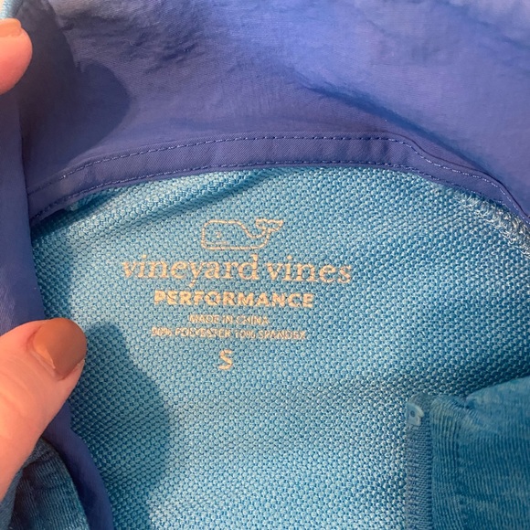 Vineyard Vines Performance Quarter Zip. Men’s Small. - Picture 4 of 4